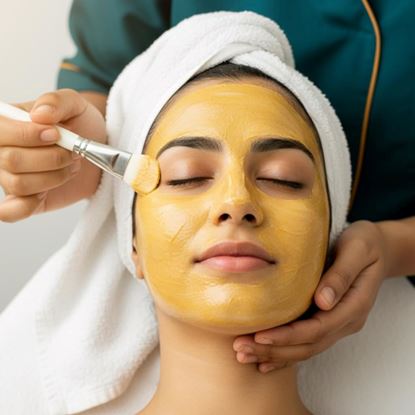 Picture of VLCC Insta Glow